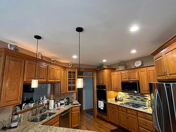 Residential Electrician in Geneva